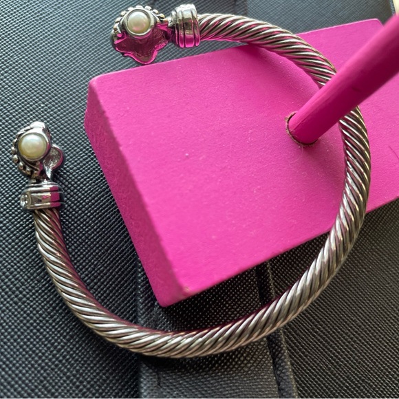 Twisted Cable Cuff Faux Pearl Bracelet Silver Tone, Rhinestones / Faux Pearls - Picture 3 of 10